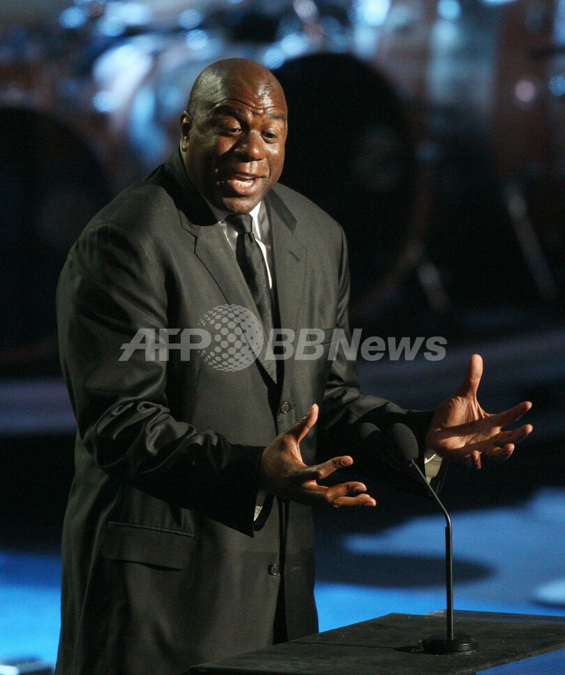 マイケルさん追悼式、娘がコメント「最高の父親だった」