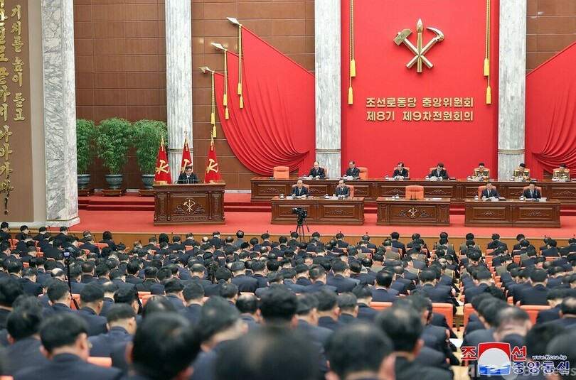 北朝鮮、24年に偵察衛星3基打ち上げ 韓国との和解・統一断念