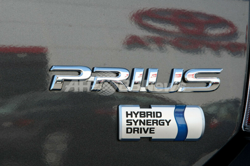 トヨタ、GMへのハイブリッド技術供与検討を否定