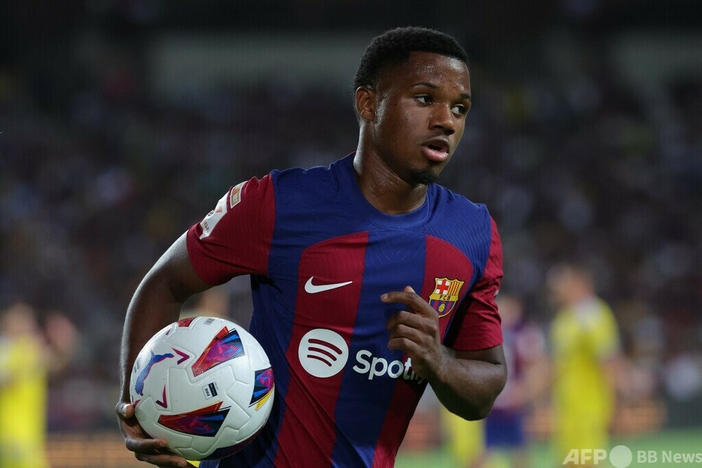 バルセロナの有望株ファティ ブライトンに期限付き移籍 写真1枚 国際