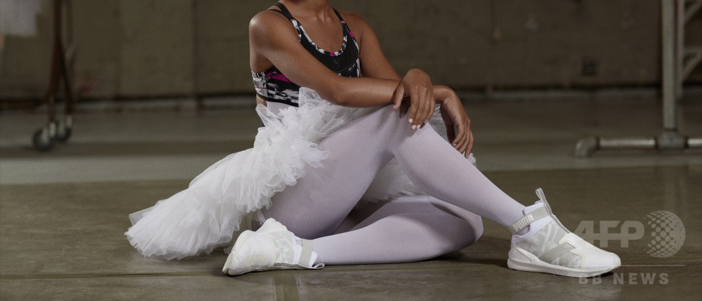 「プーマ」白鳥の湖からインスパイアされた“スワンパック”