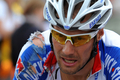 2011ツール・ド・フランス（2011 Tour de France）、第5ステージ（カルエクスからカプ・フレエル、164.5キロメートル）。レースに臨むクイックステップ・イネルゲティック（Quick Step-Innergetic）のトム・ボーネン（Tom Boonen、2011年7月6日撮影）。(c)AFP/PASCAL PAVANI