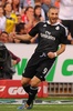 14-15スペイン1部リーグ第10節、グラナダ（Granada CF）対レアル・マドリード（Real Madrid）。得点を決め喜ぶレアル・マドリードのカリム・ベンゼマ（Karim Benzema、2014年11月1日撮影）。(c)AFP/JORGE GUERRERO