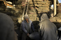 アフガニスタン・カブールの工場で働く男性（2021年10月22日撮影）。(c)Hoshang Hashimi / AFP