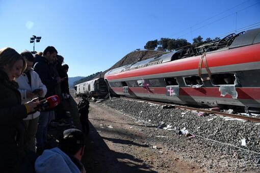 スペインの列車運転士がゼネストへ、死亡事故相次ぐ中 写真2枚 国際
