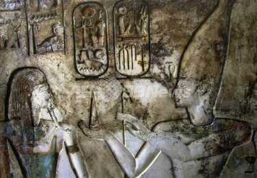 古代エジプト王朝の「暗黒時代」の謎を解く壁面彫刻を発掘 写真3枚