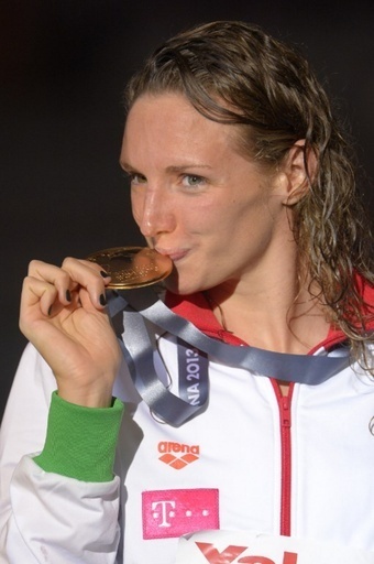 ホッスーが女子200m個人メドレー金、葉は4位に 第15回世界水泳