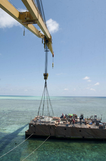 世界遺産サンゴ礁に座礁の米軍艦、ようやく撤去へ フィリピン