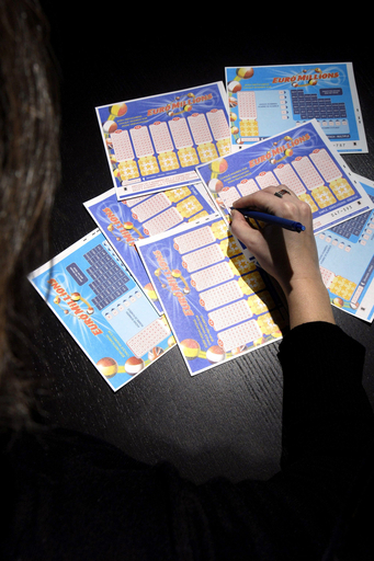 当選くじが水の泡、1回の洗濯で1100万円失った男