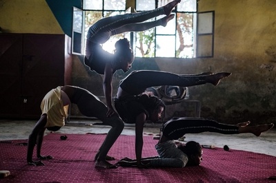 【今日の1枚】未来の花形目指し…サーカス特訓中