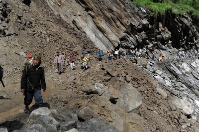 インド北部の洪水、いまだ3000人の安否不明 州首相