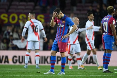 バルサがホームで3連敗 レアルは次節ドローで優勝