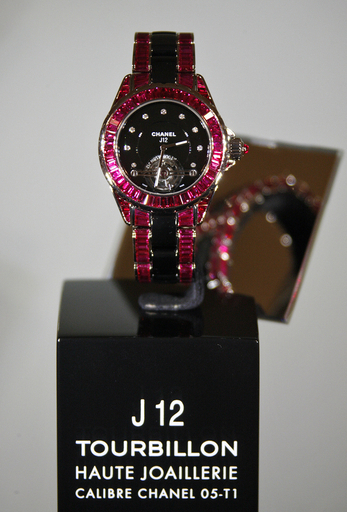 各国の高級時計・宝飾品が集結、「バーゼルワールド2007」開催中 - スイス