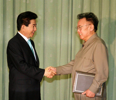 韓国大統領、金総書記に『冬のソナタ』などのDVD150枚贈呈