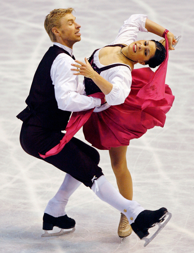 デロベル／ショウエンフェルデール組 NHK杯アイスダンスOD2位で総合首位をキープ