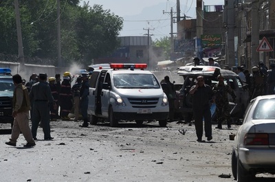 タリバンが車列狙い自爆攻撃、EUミッション要員など3人死亡
