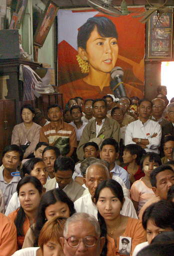 軍政、2800人超に恩赦 - ミャンマー