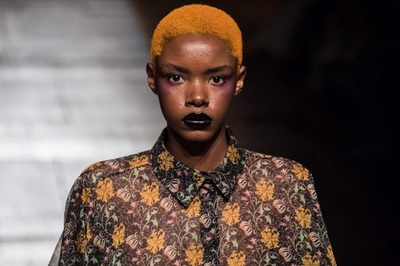 サンパウロ・ファッションウィーク、「ア・ラ・ギャルソンヌ」新作