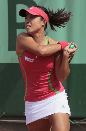 森田が2回戦初進出、シャラポワも順当勝ち 全仏テニス