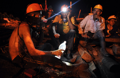 コロンビア炭鉱で爆発、14人死亡