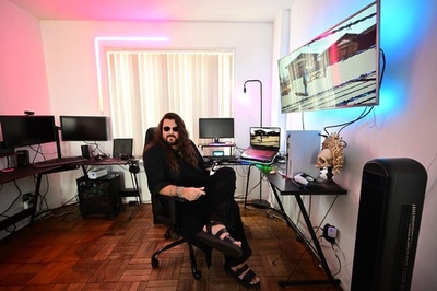 ゲームでホロコースト体験 開発者に聞く