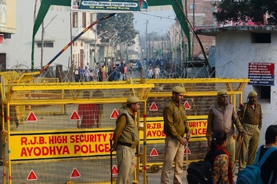 印アヨディヤの聖地、ヒンズー教寺院建設のため引き渡し命じる判決 最高裁