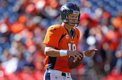 ブロンコス、マニングの活躍でイーグルスに大勝