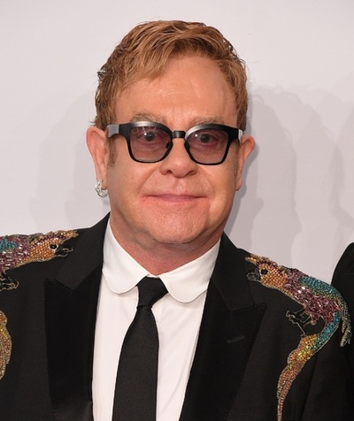 E・ジョンさん、ミュージカル版「プラダを着た悪魔」の音楽担当に