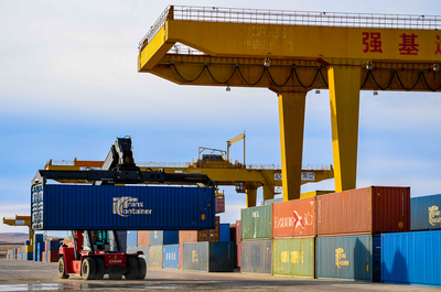 中国・満洲里口岸の輸出入貨物、昨年より9日早く1千万トン超す