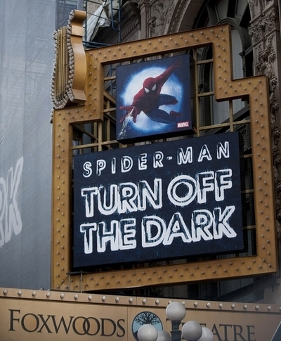 舞台版「スパイダーマン」、演出家交代＆開演延期