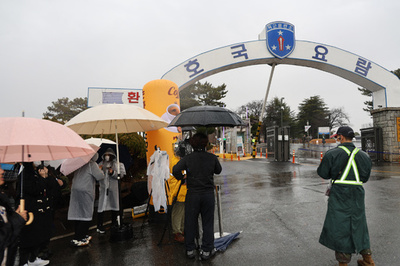 BTSのRMさんとVさん、陸軍に入隊