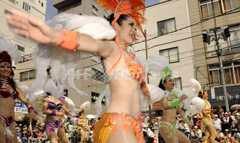 踊れ！浅草サンバカーニバル 東京・浅草