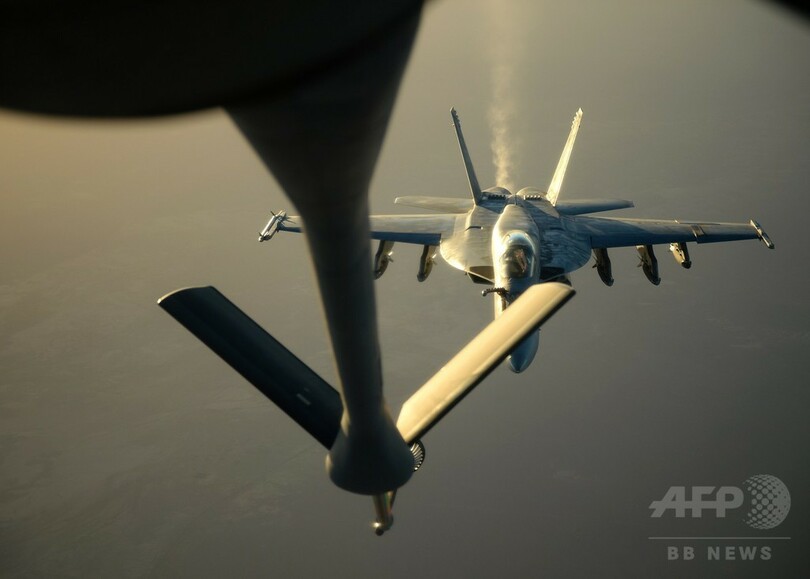 米主導のシリア空爆、イスラム国掌握の石油施設を攻撃