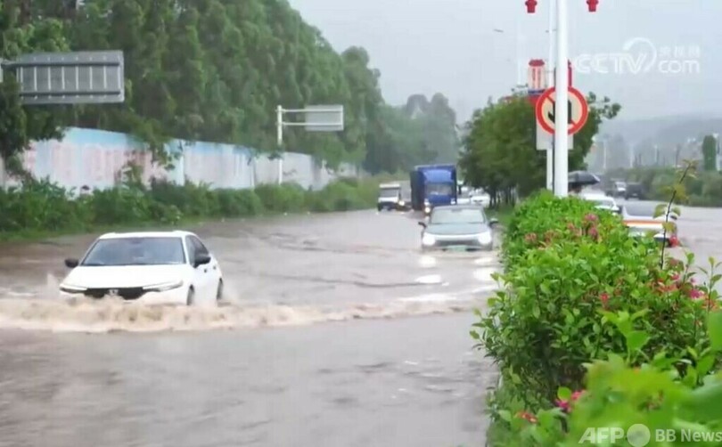 中国南部の広東省懐集県で洪水 住民7392人が避難