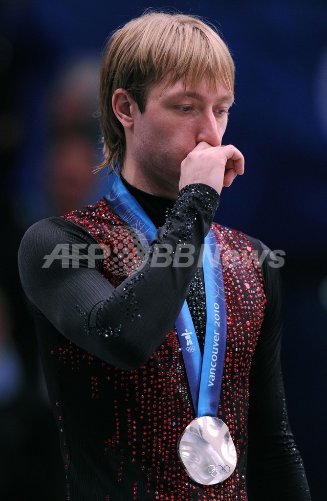 高橋が男子フィギュア初メダルの銅 優勝はライサチェク、バンクーバー冬季五輪