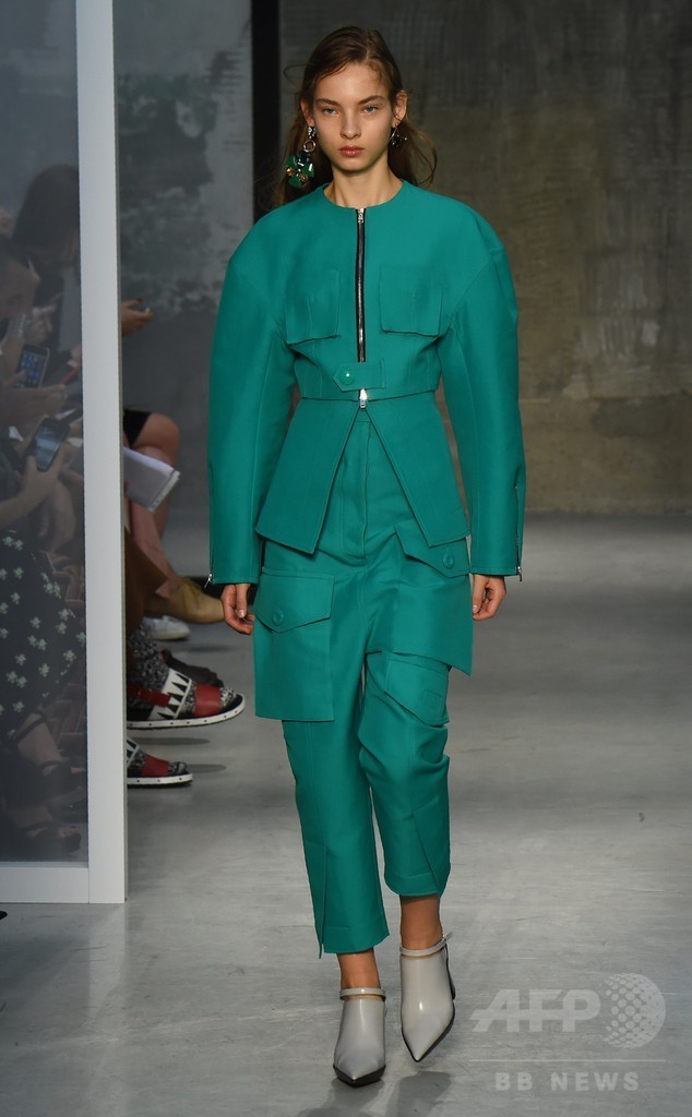 「マルニ」17年春夏