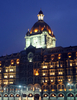 インド・ムンバイ（Mumbai）で営業を再開した、同時襲撃事件の舞台となったタージマハルホテル（Taj Mahal Hotel、2008年12月21日撮影）。(c)AFP/Sajjad HUSSAIN
