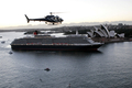 2008年2月23日、オーストラリアのシドニー（Sydney）に到着したクイーン・ビクトリア号（The Queen Victoria）。(c)AFP