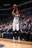 13-14NBAミネソタ・ティンバーウルブズ（Minnesota Timberwolves）対ロサンゼルス・レイカーズ（Los Angeles Lakers）。シュートを放つミネソタ・ティンバーウルブズのケビン・マーティン（Kevin Martin、2014年2月4日撮影）。(c)AFP/Getty Images/NBAE/David Sherman