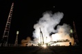 カザフスタンのバイコヌール（Baikonur）宇宙基地から打ち上げられる宇宙船ソユーズ「TMA-10M」（2013年9月26日撮影）。(c)AFP/VASILY MAXIMOV