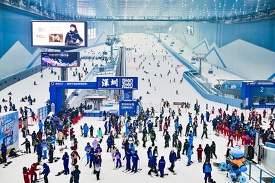 深センに巨大スキーリゾート誕生　南方で「雪熱」広がる