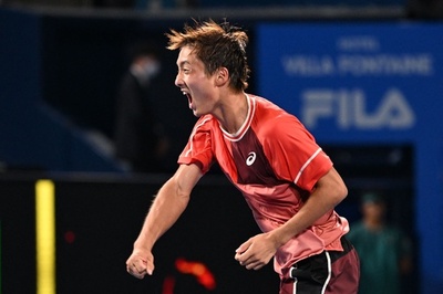 望月が世界10位フリッツ破る金星 大逆転でジャパンOP8強入り