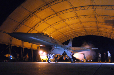 米軍戦闘機、イラクでの作戦遂行中に墜落