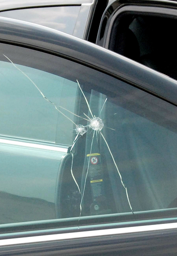 パキスタン首相、暗殺未遂