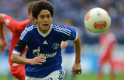 シャルケがアウクスブルクに快勝、内田はフル出場