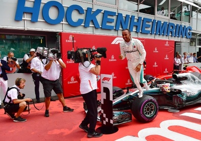 「こんなレース初めて」、ハミルトンが14番グリッドから大逆転V ドイツGP