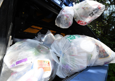 日本にたまるプラごみ増、中国の輸入禁止受け 環境省報告