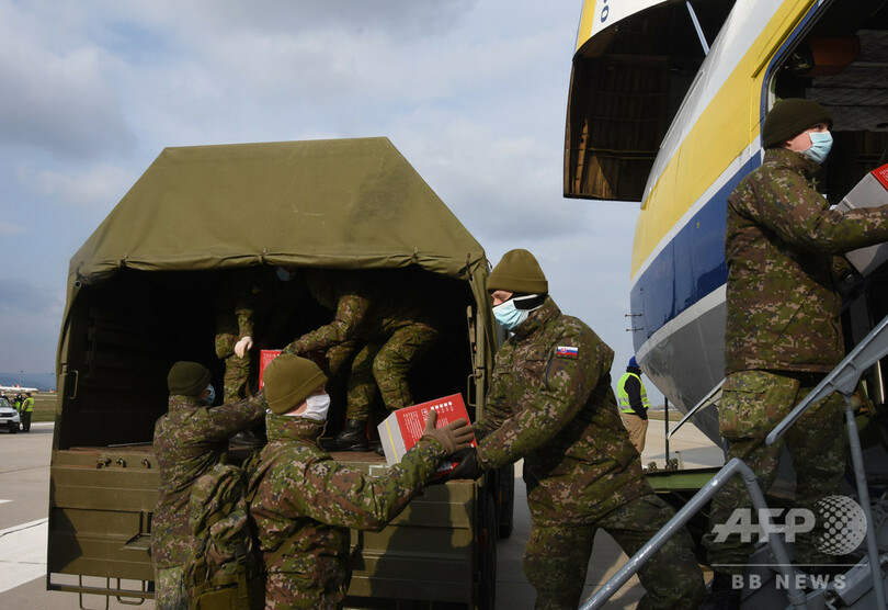 中国のマスク輸出数、1か月余りで約40億枚 品質に懸念も