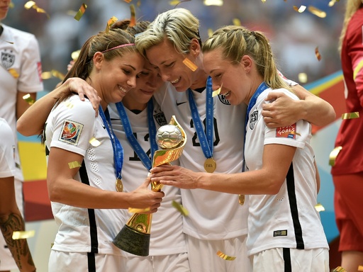 サッカー女子アメリカ代表　証明書付き　カーリーロイド　直筆サイン入りフォト アメリカ代表 カーリーロイド 証明書直筆サイン入りフォト Carli