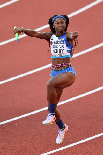 女子400mリレーは米国が金、ジャマイカ抑える 世界陸上 写真5枚 国際